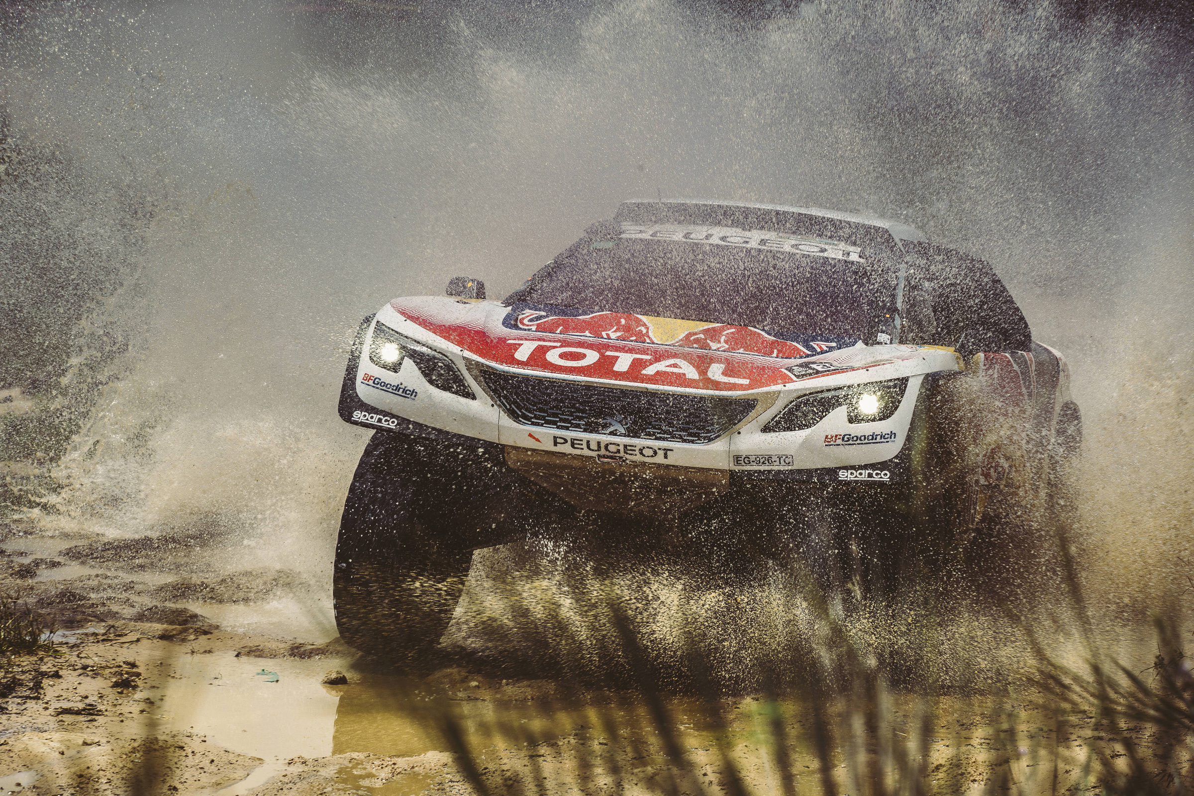 Два года назад Peugeot Sport вернулась в ралли-рейды со своим багги, выиграв два последних «Дакара»