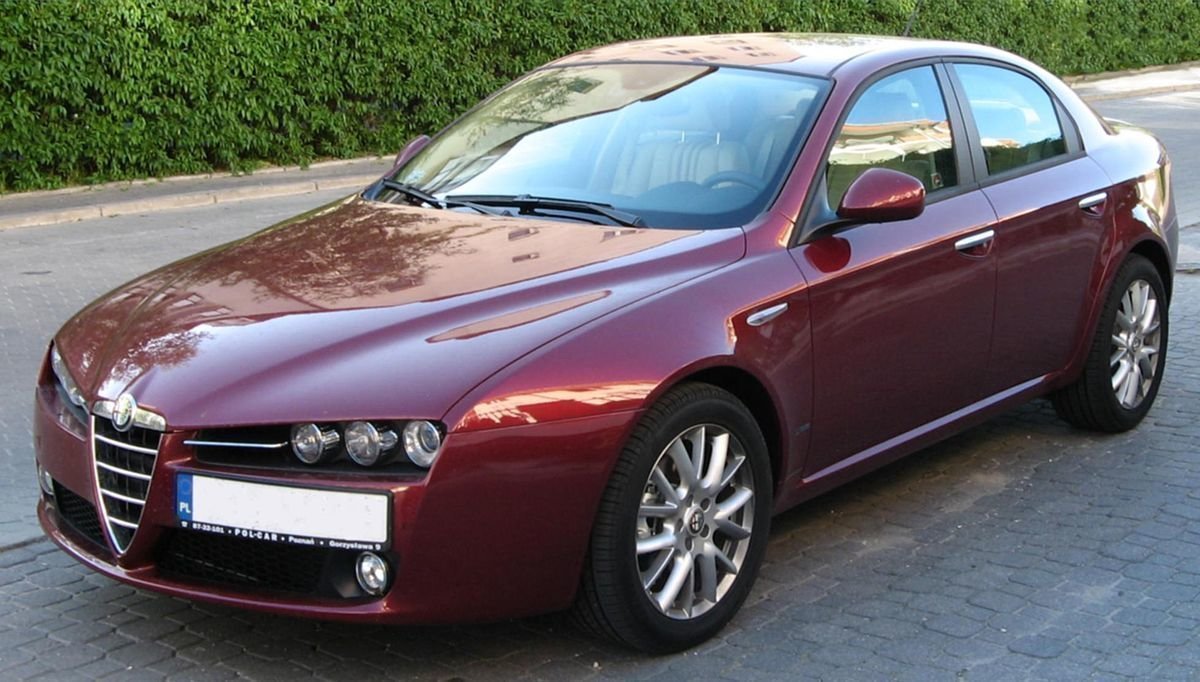 Бизнесмен перекрашивал Alfa Romeo 136 раз