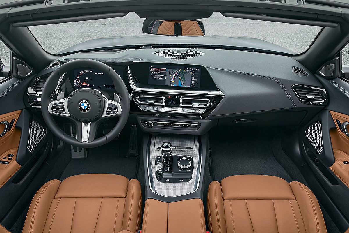 Салон BMW Z4 