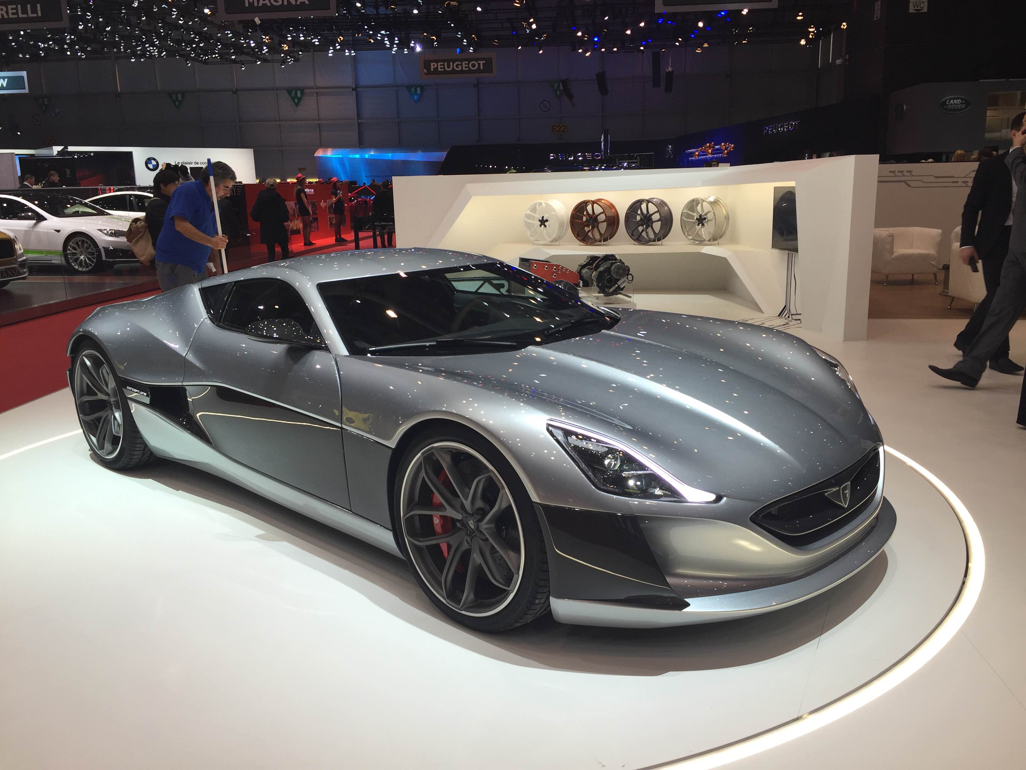 Суперкар Rimac Concept