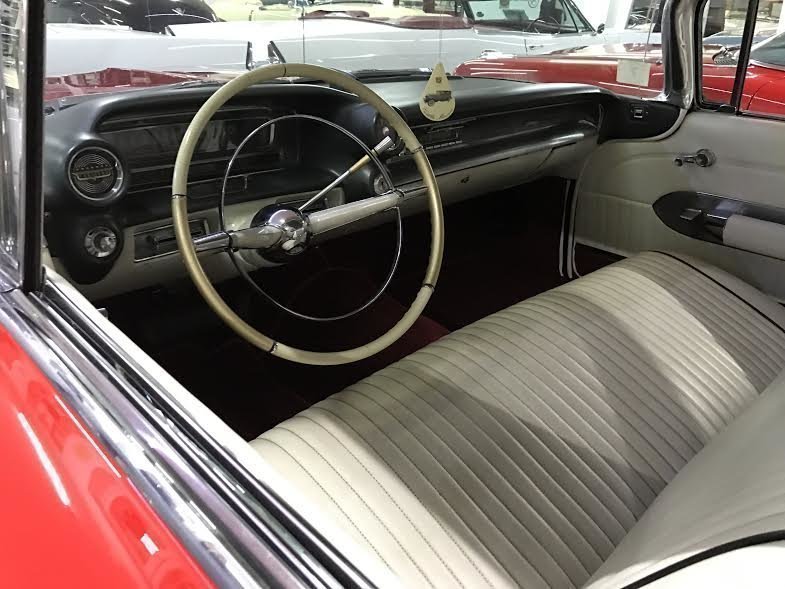 Cadillac Coupe Deville 1959 модельного года, салон