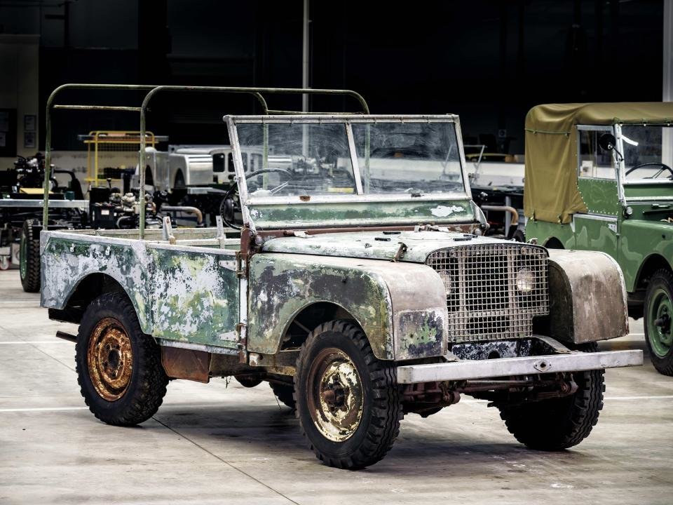 Первый land rover