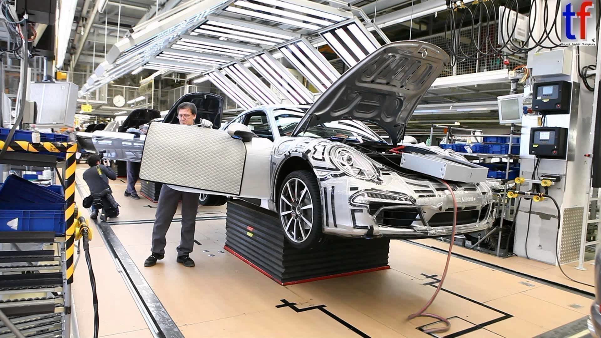 Porsche Production Stop